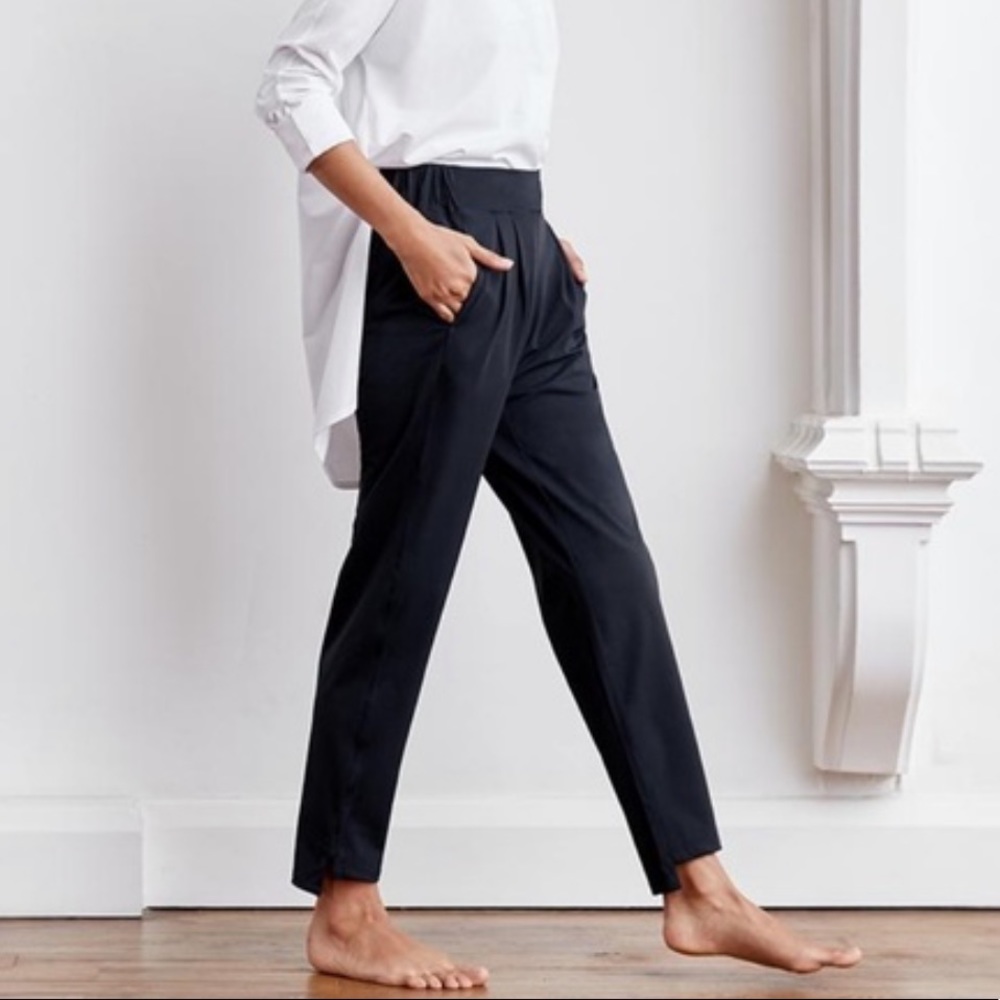 ADAY Cut it out pants in black